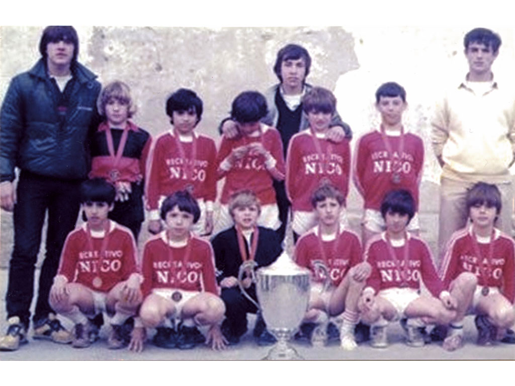 1984. Equipo del Villegas campeón del Torneo Villegas.
